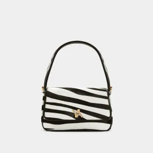 Lulu zebra hobo