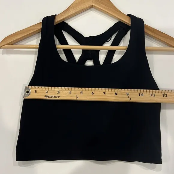 Lululemon Sport Bra Womens 6 Black Stash It Bra Medium Support  size B/C
