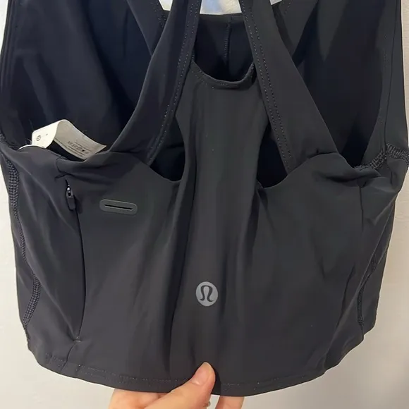 Lululemon Sport Bra Womens 6 Black Stash It Bra Medium Support  size B/C