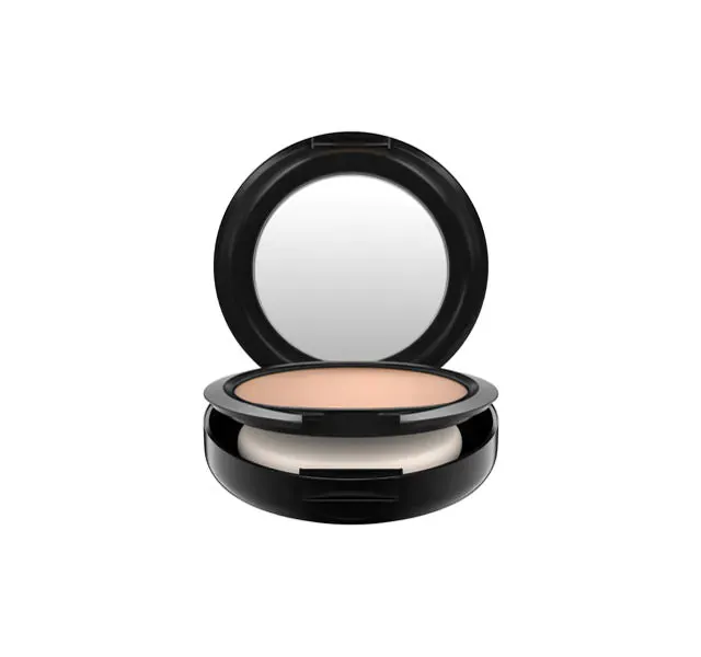 Mac Studio Fix Power Plus Foundation Powder - NW20