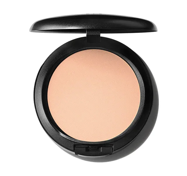 Mac Studio Fix Power Plus Foundation Powder - NW20
