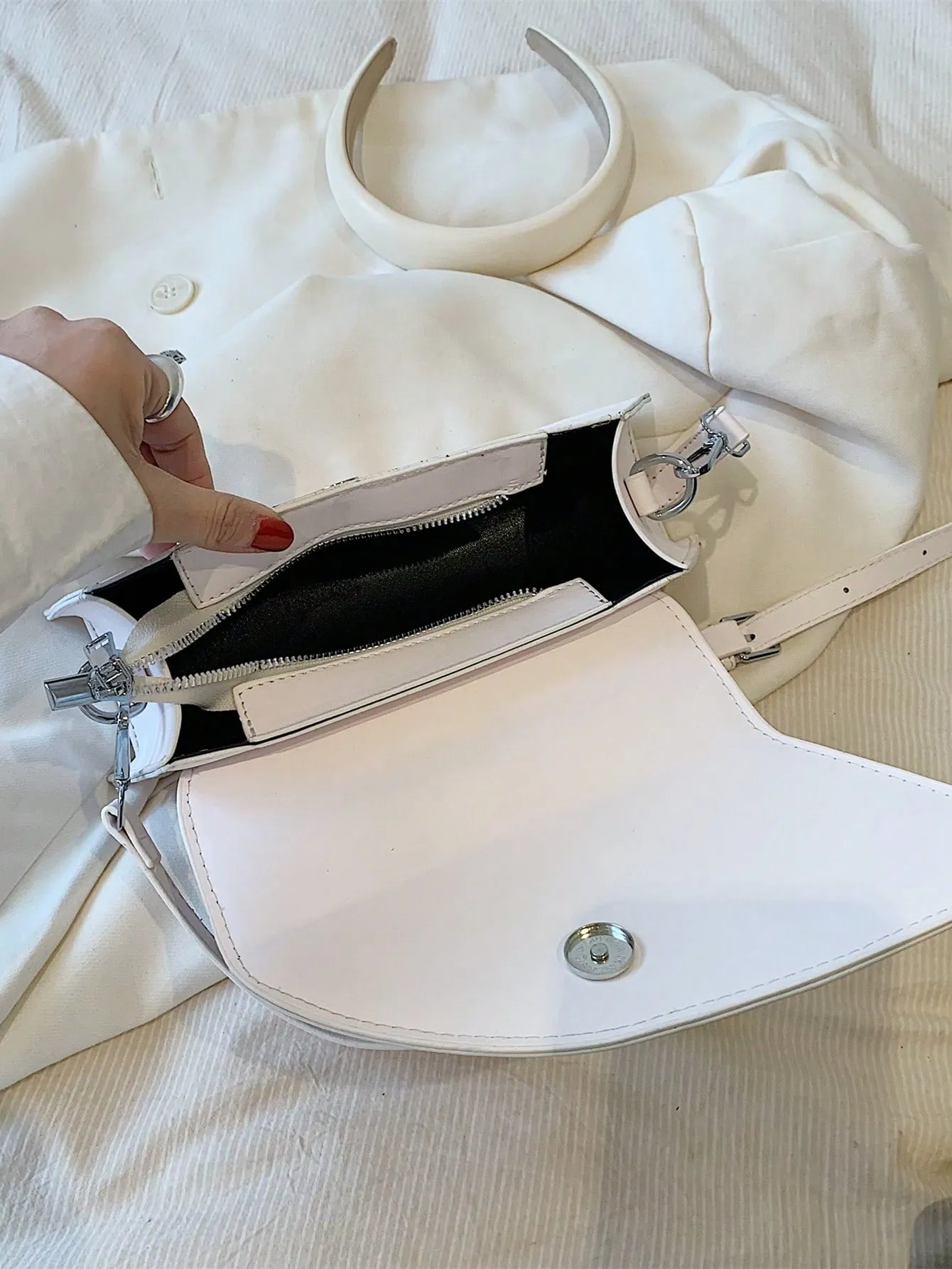 Metal Handle Medium Flap Baguette Bag - White