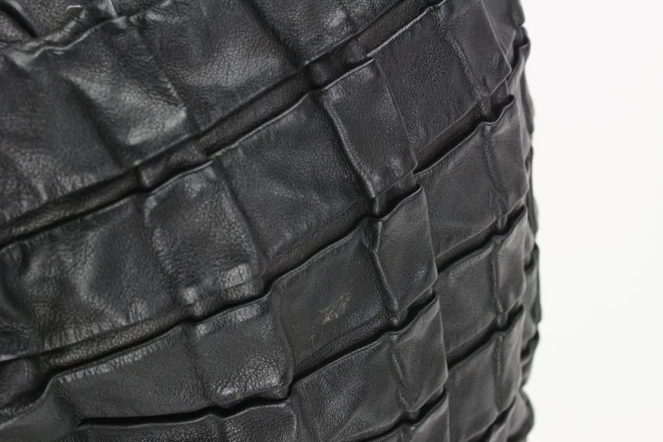 Miu Miu Black Leather Quilted Ruffle Hobo Bag 44miu722