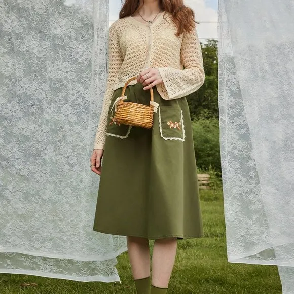 New Floral Embroidery Dual Pocket Skirt Green