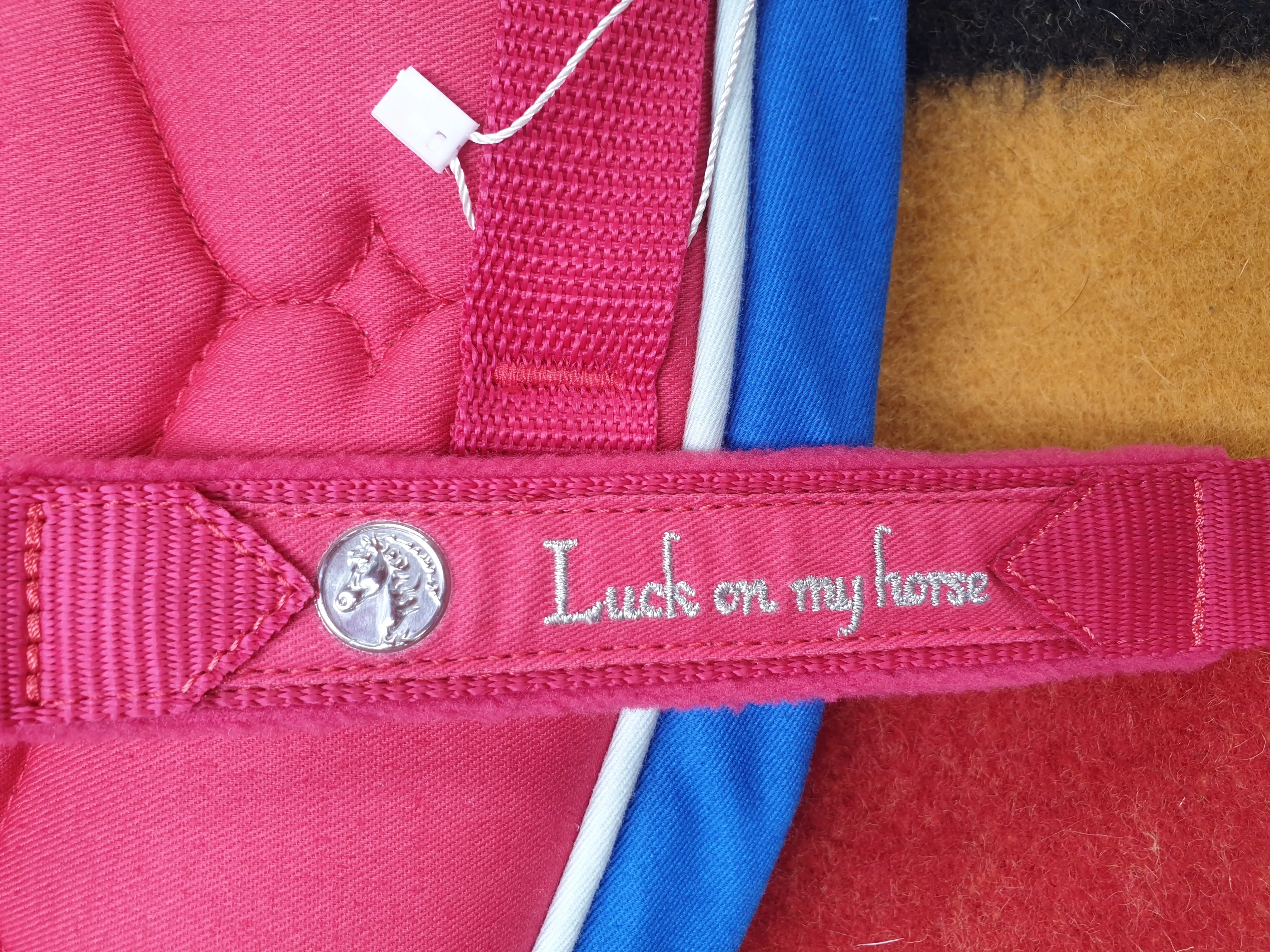 NEW Red Full size saddle pad FREE POSTAGE ✅