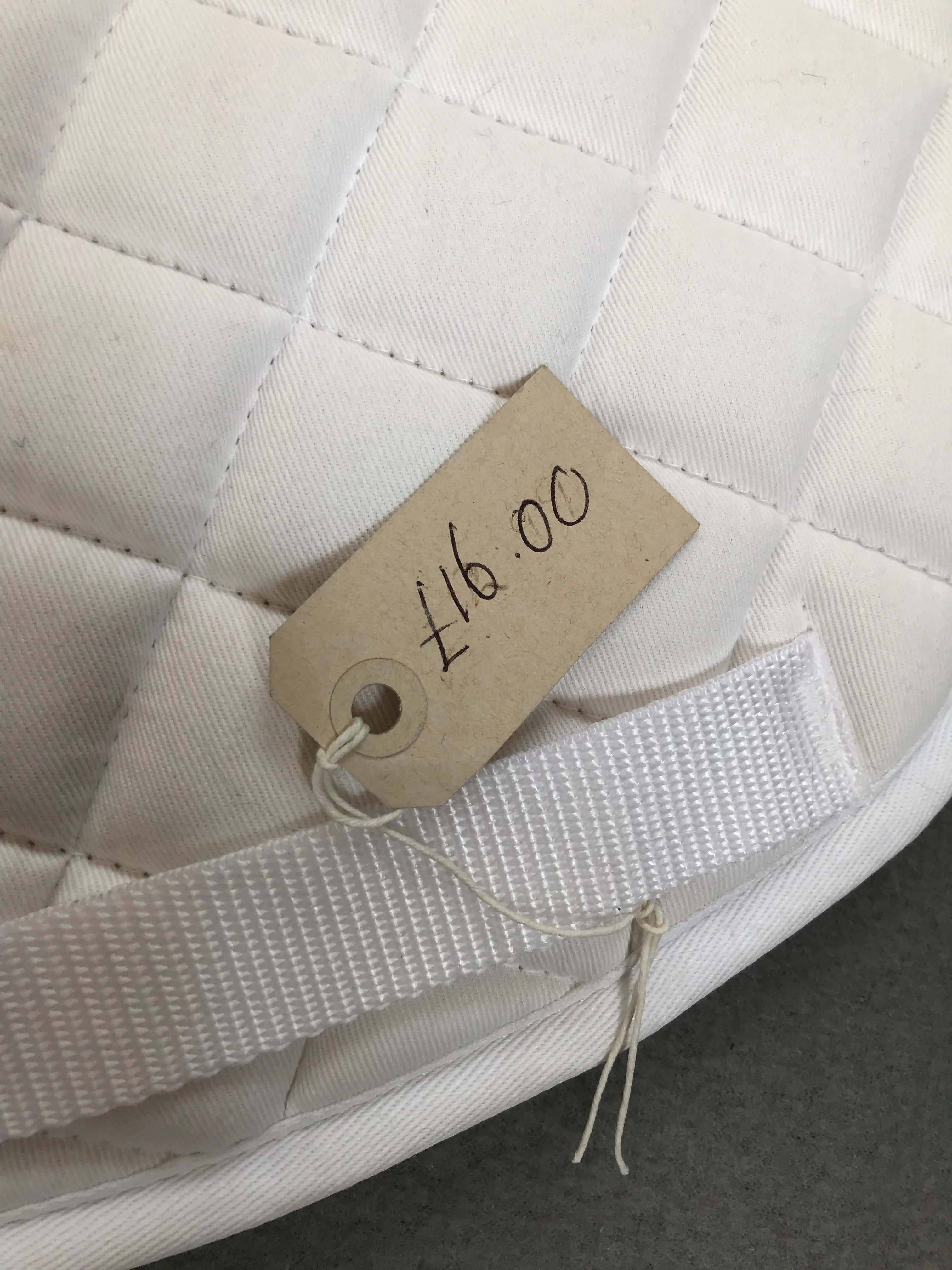 New weatherbeeta white numnah pony size FREE POSTAGE*