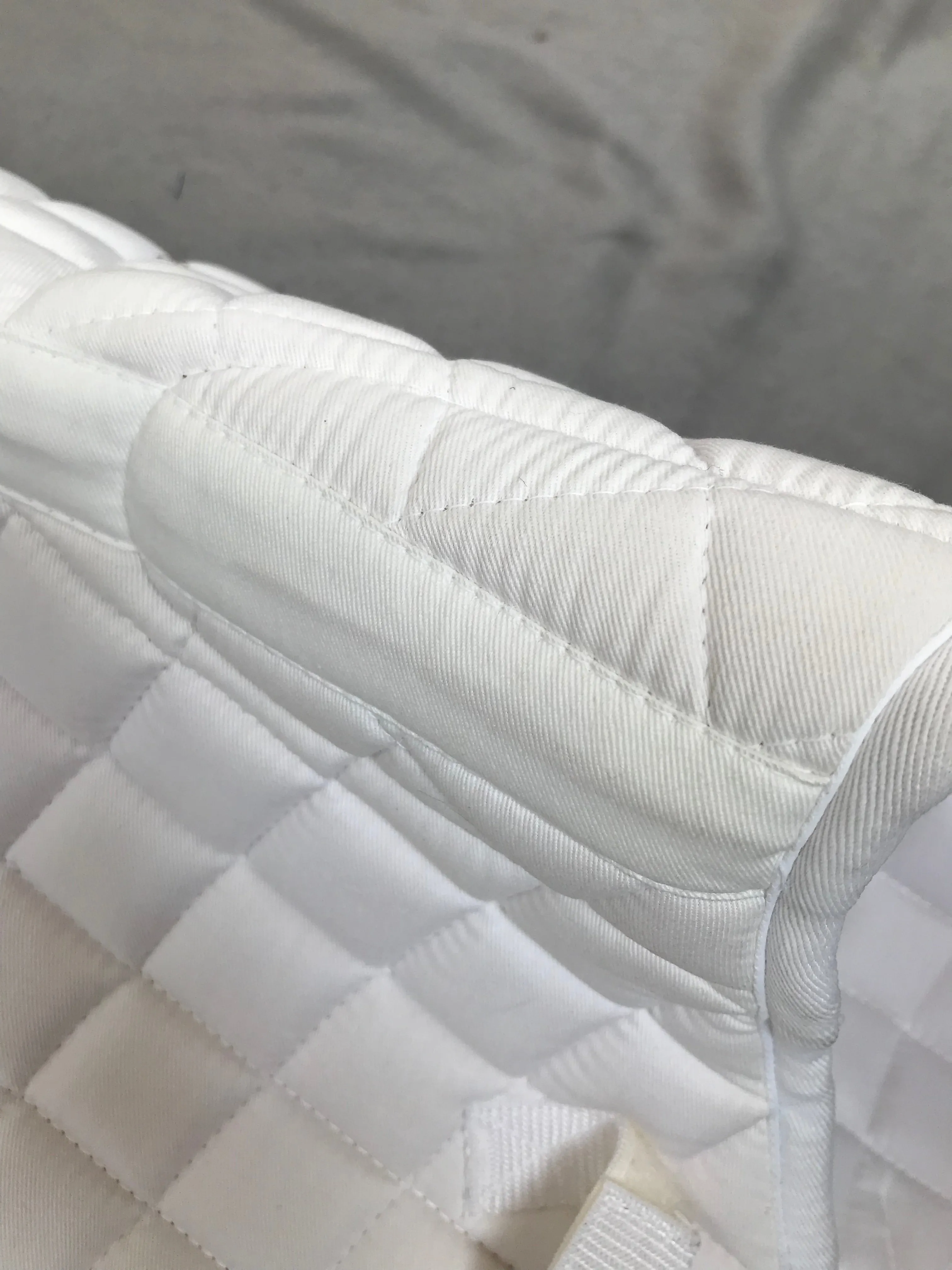 New weatherbeeta white numnah pony size FREE POSTAGE*