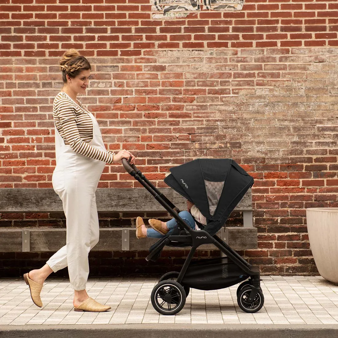Nuna TRIV Next Stroller - Caviar