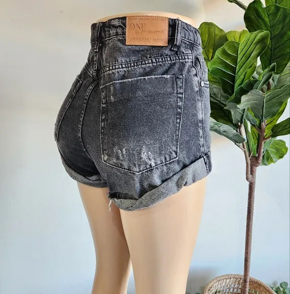 One Teaspoon High Rise Short Size 26 Black Gray Color Denim Women
