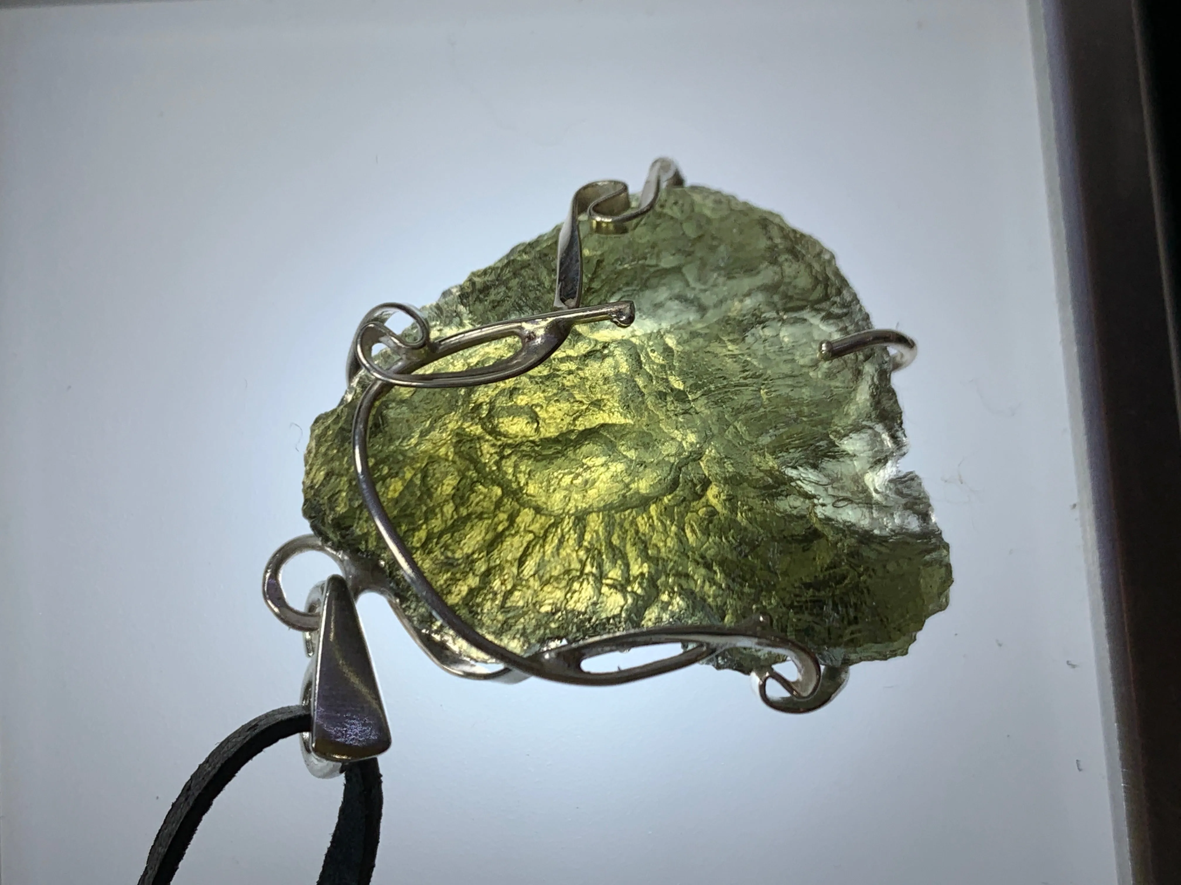 Pendant Raw Moldavite In Silver 6.3g