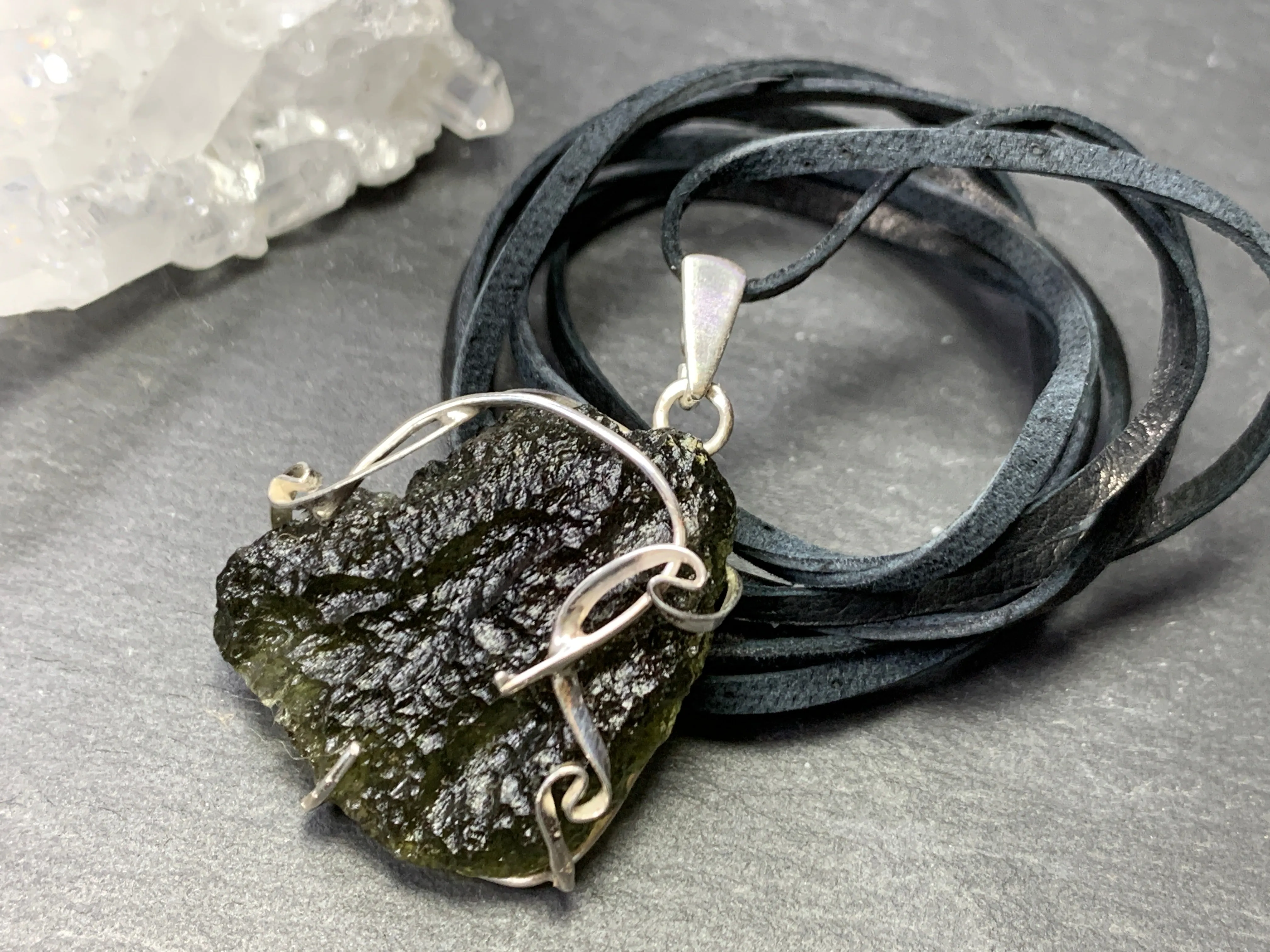 Pendant Raw Moldavite In Silver 6.3g