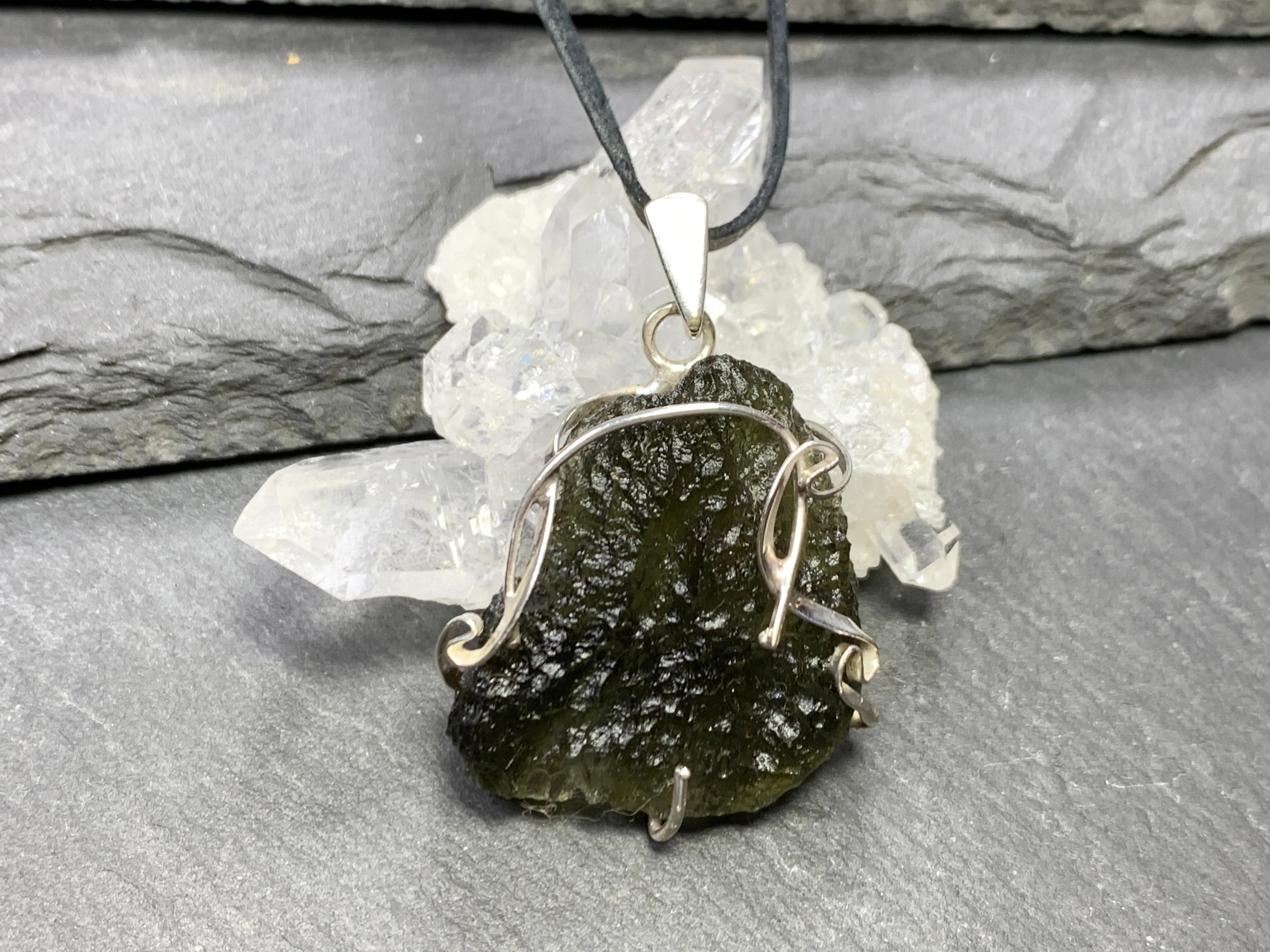 Pendant Raw Moldavite In Silver 6.3g