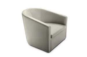QS Pretty Occasional Chair