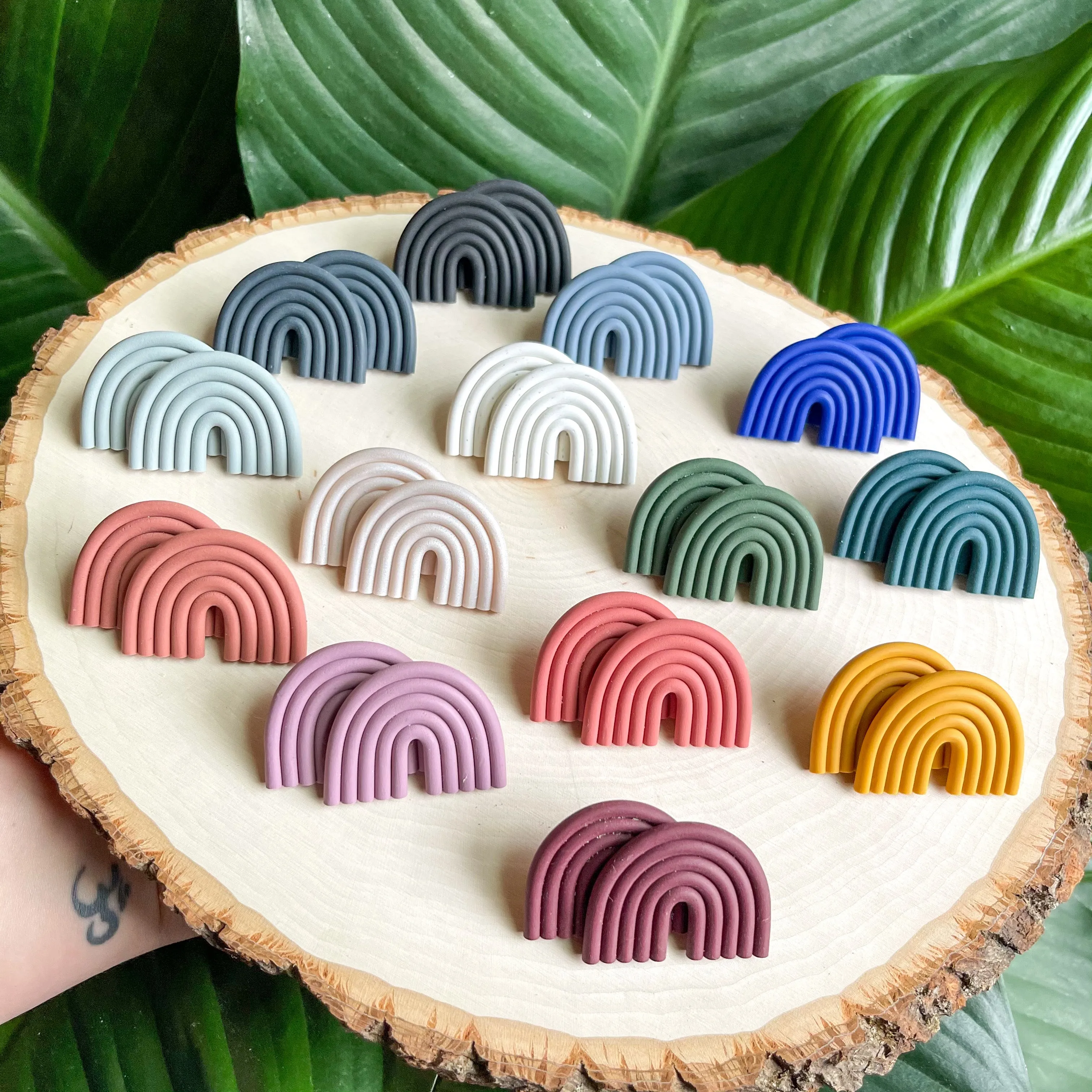 Rainbow Arch Solid Color - 5 Rows