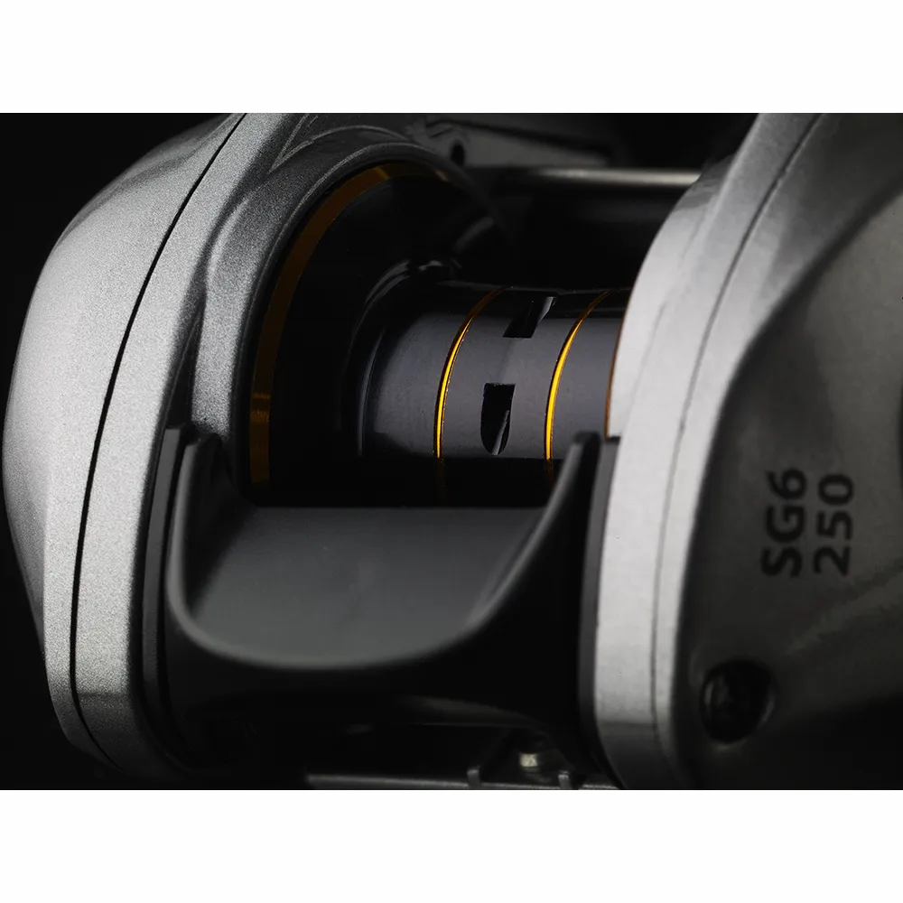 Savage Gear SG6 300 5.6:1 Baitcasting Reel