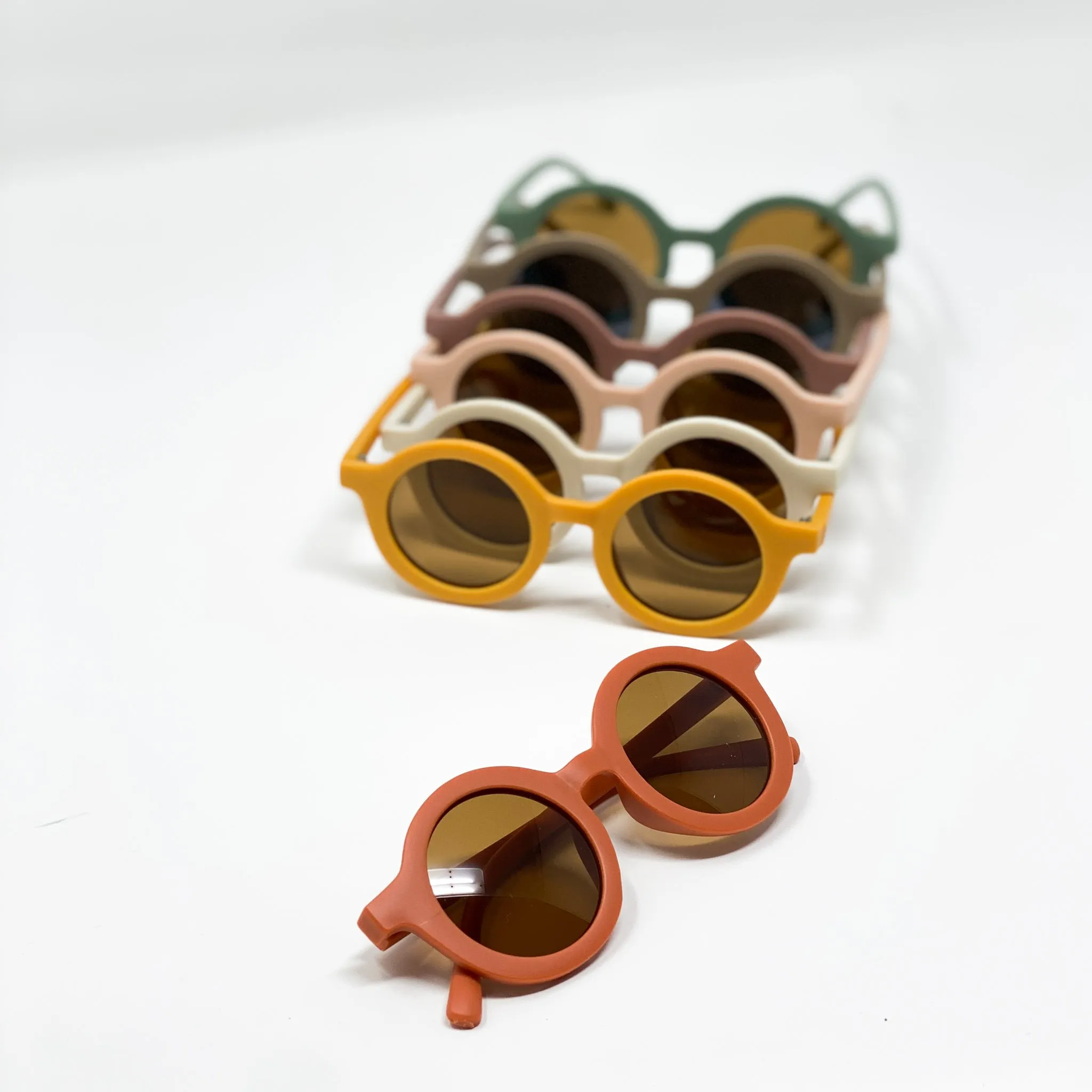 The Kids Mod Round Sunglasses - Various Colours