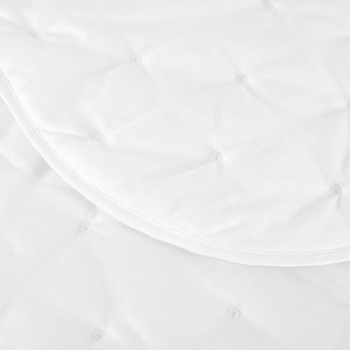 Triomphe Quilted Coverlet by YD