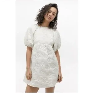 Urban Outfitters NEW Kimchi Blue Astrid Embroidered Babydoll Mini Dress Size XS