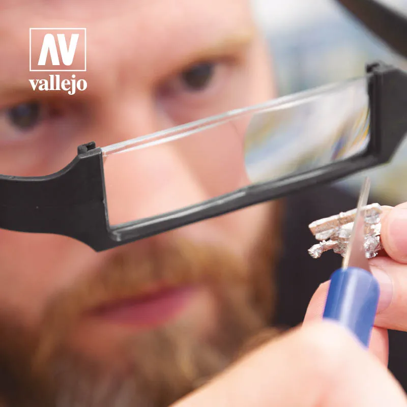 Vallejo Hobby Tools: Lightweight Headband Magnifier