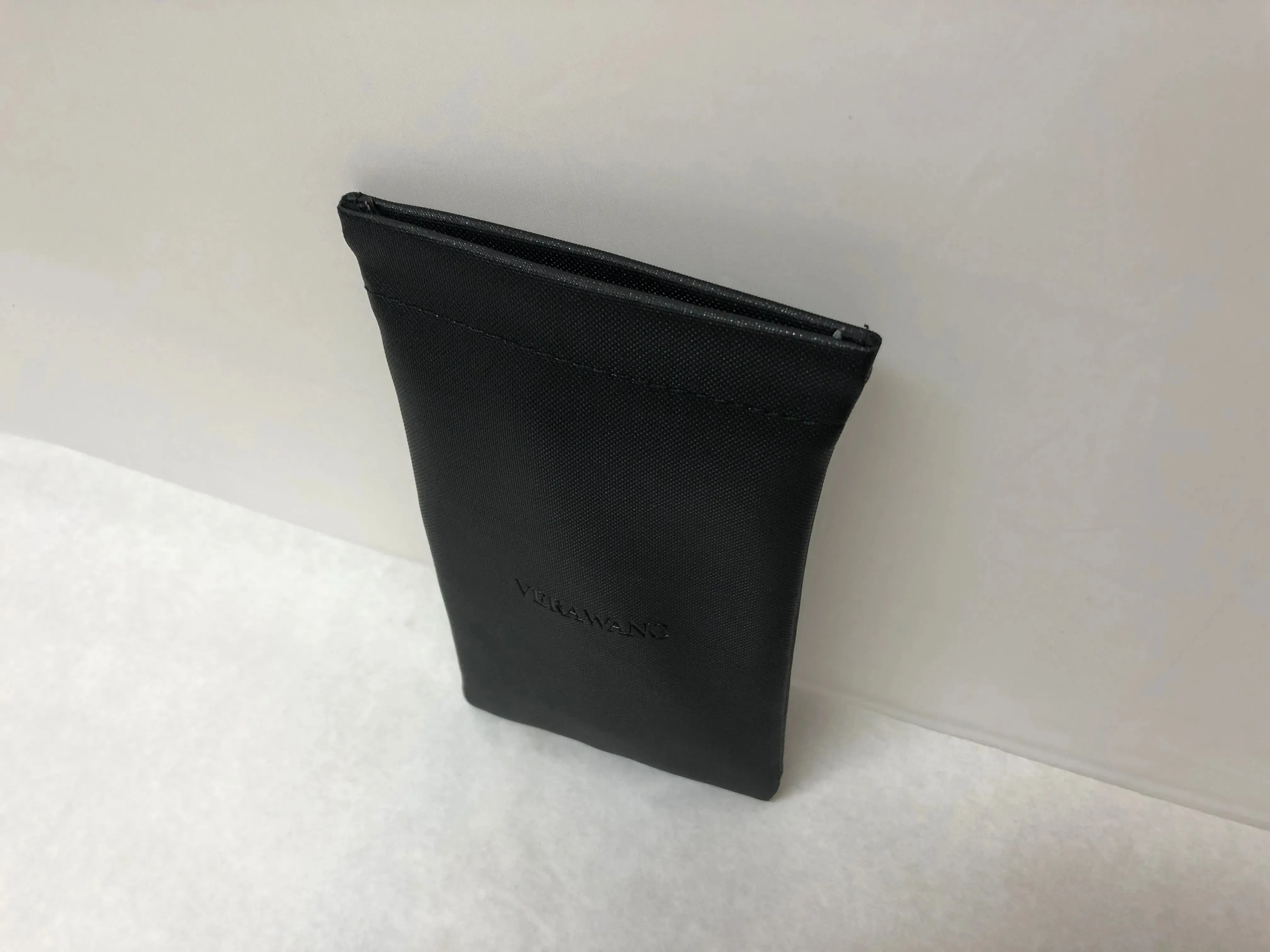 Vera Wang Black Optical Eyeglass Soft Case and Storage | KMOPT-109