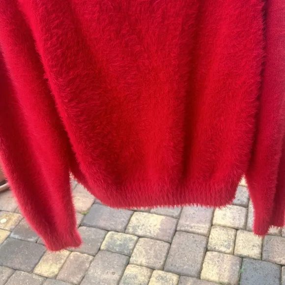 Victoria's Secret sz S Cozy Red Long Sleeve Fuzzy Sweater Loungewear EUC SEXY
