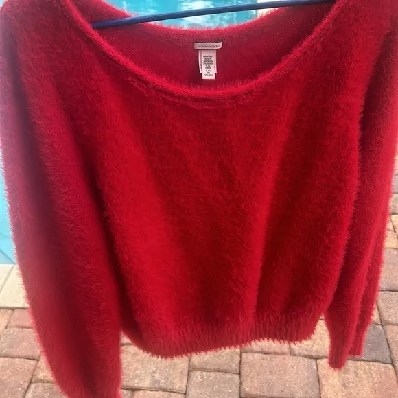 Victoria's Secret sz S Cozy Red Long Sleeve Fuzzy Sweater Loungewear EUC SEXY
