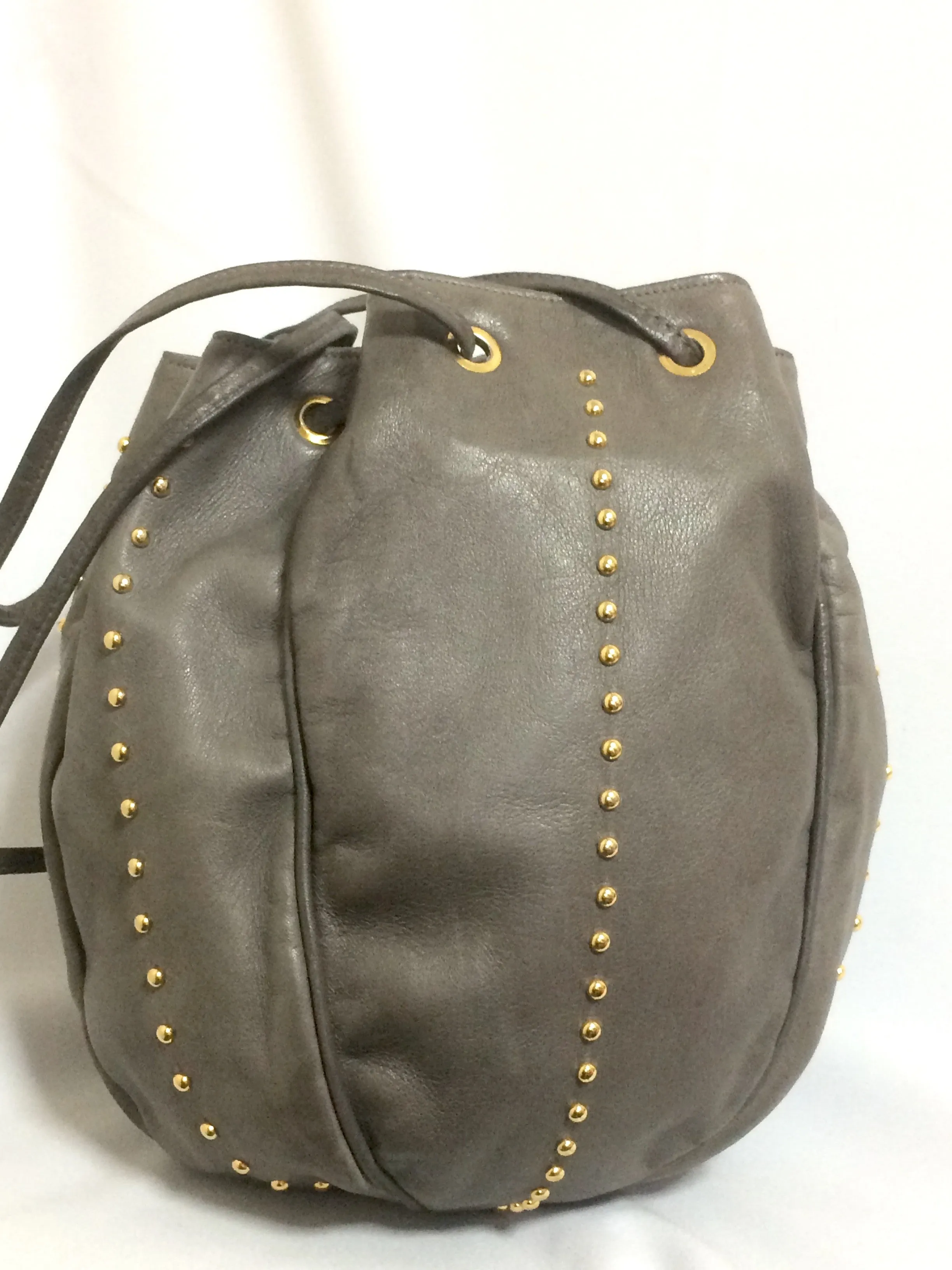 Vintage BALLY taupe gray lamb leather ball shape hobo bucket shoulder bag with golden B charm. Unique design. 050315r4