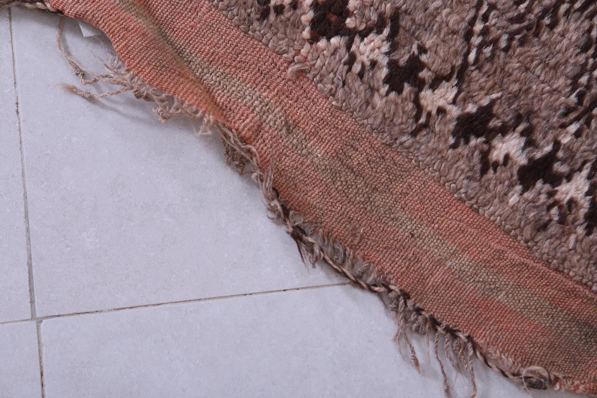 Vintage Moroccan Berber Rug 4.1 X 6.8 Feet – Geometric Diamond Design