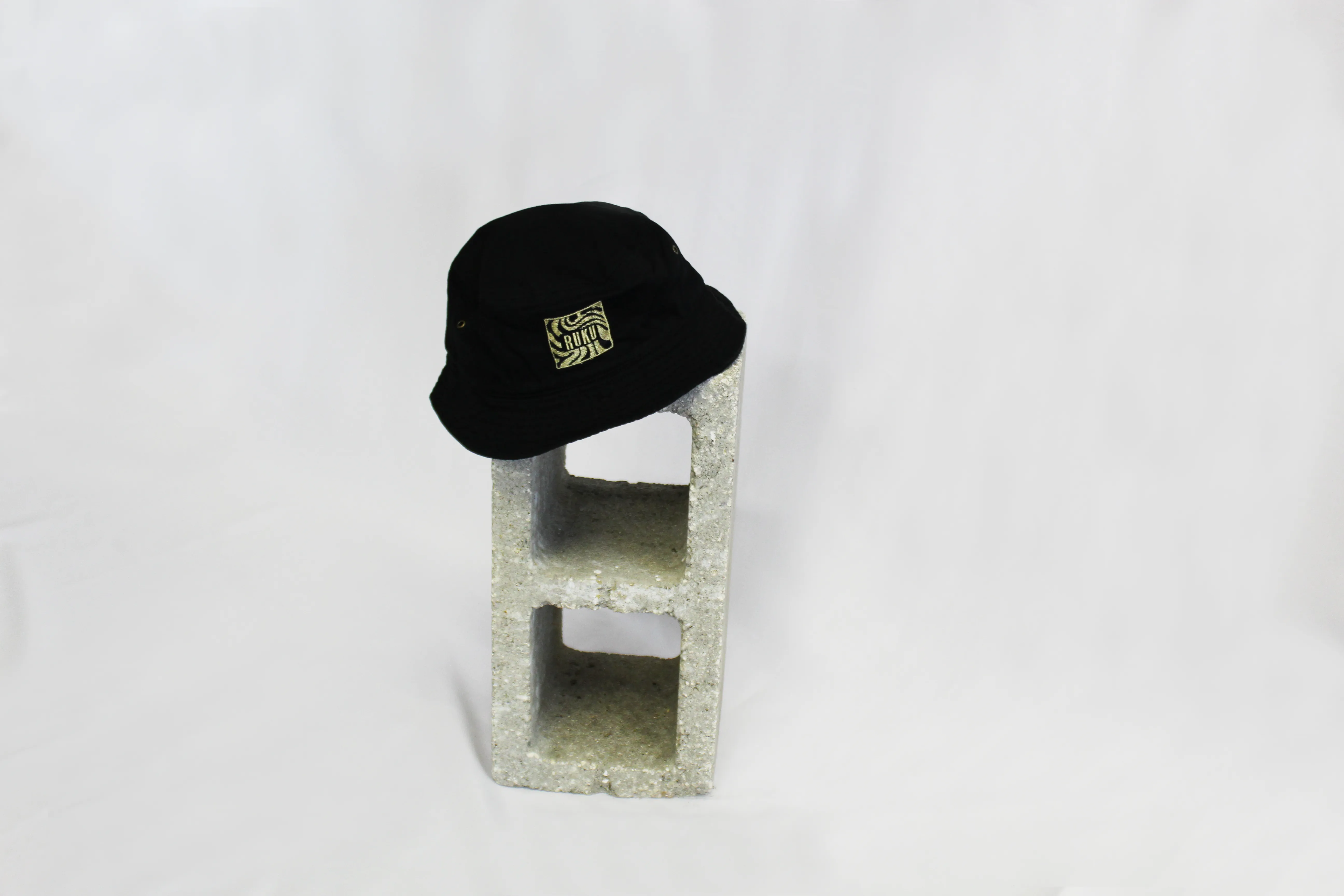 WHO YOU WILL BE BUCKET HAT LE 40