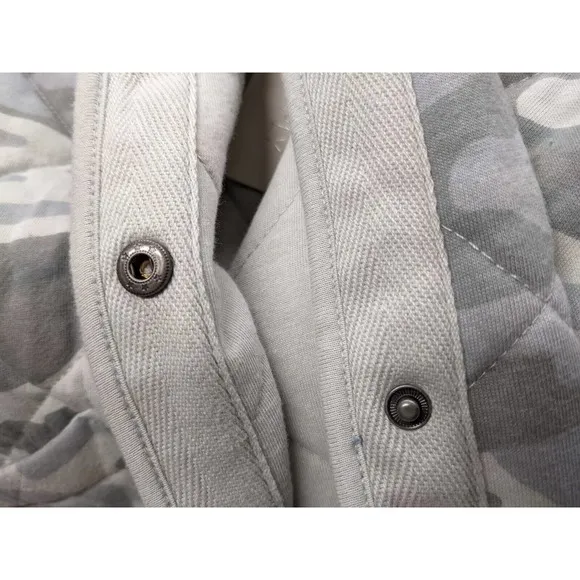 Z Supply Maya Camo Quilted Jacket Dusty Sage Soft Snap Down Pockets NWT