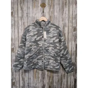 Z Supply Maya Camo Quilted Jacket Dusty Sage Soft Snap Down Pockets NWT